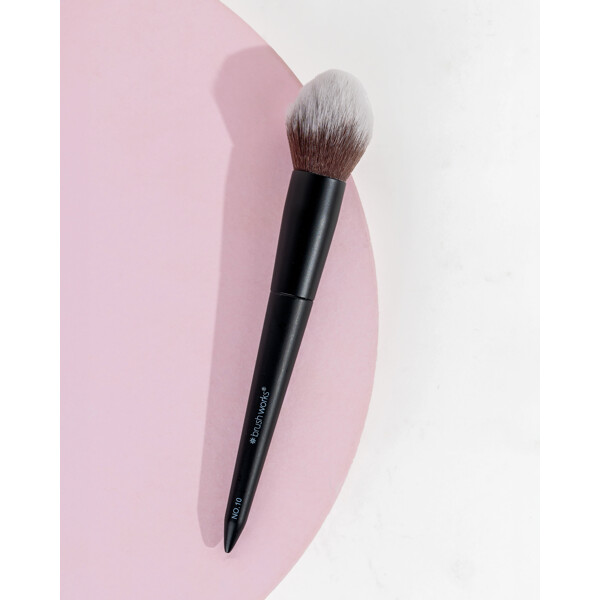 Brushworks No. 10 Bronzer Brush (Picture 5 of 8)