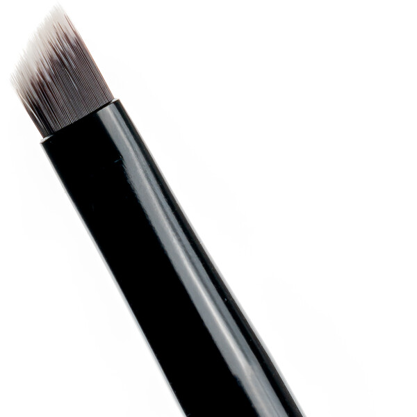 Brushworks No. 21 Precise Brow Brush (Picture 4 of 8)