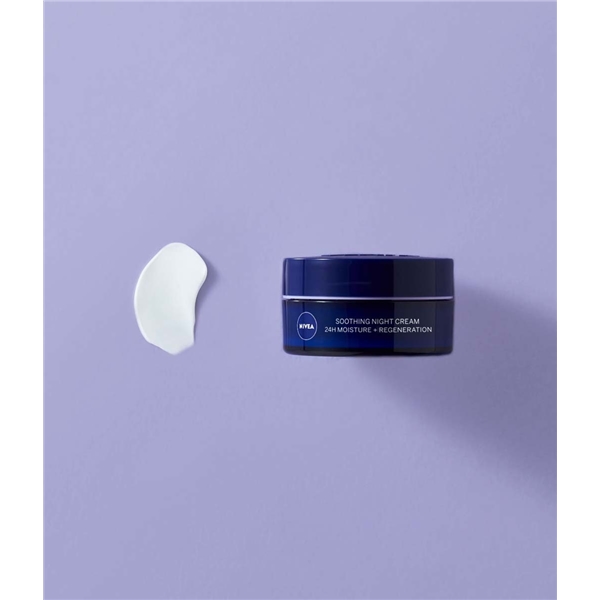 Nivea Soothing Night Cream - Sensitive Skin (Picture 2 of 6)