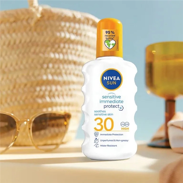 Nivea Sun Sensitive Immediate Protect SPF30 (Picture 5 of 7)