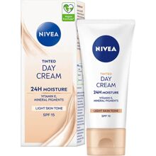 Nivea Tinted Day Cream 50 ml Light