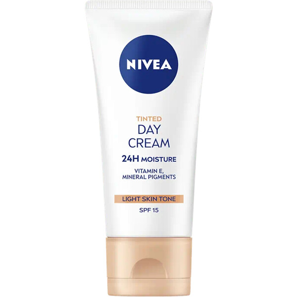 Nivea Tinted Day Cream (Picture 2 of 6)