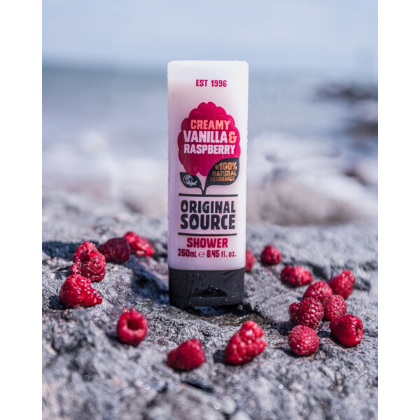 Original Source Vanilla & Raspberry Shower (Picture 2 of 3)