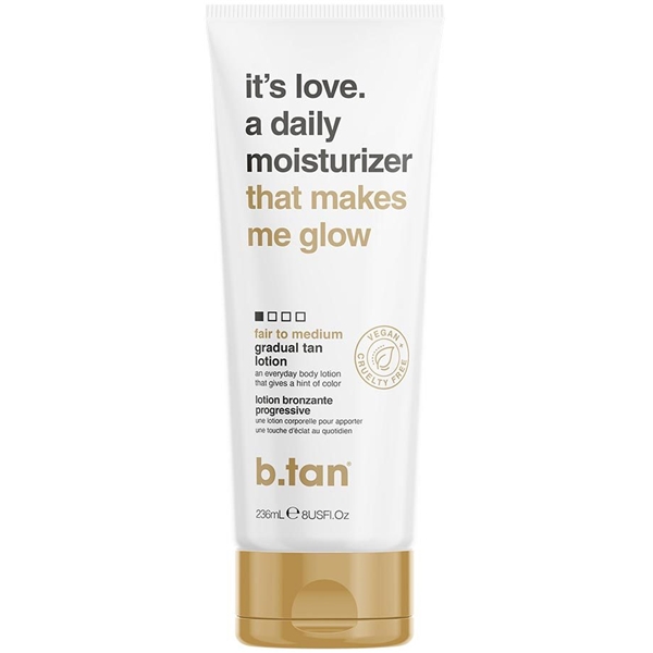 It's Love. A Daily Moisturizer Gradual Tan Lotion (Picture 1 of 5)